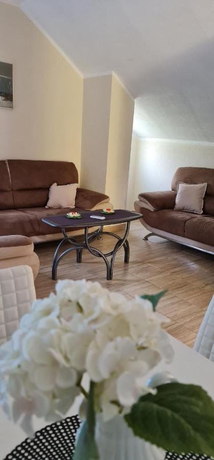 Apartman Nina2 Risan Exterior photo