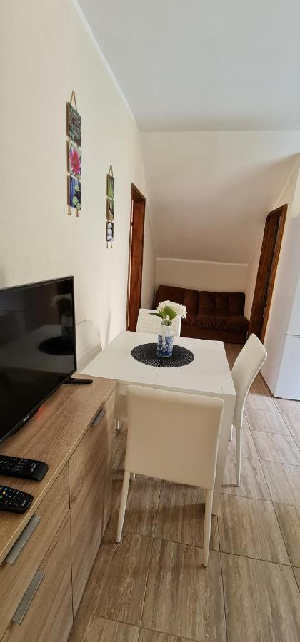 Apartman Nina2 Risan Exterior photo