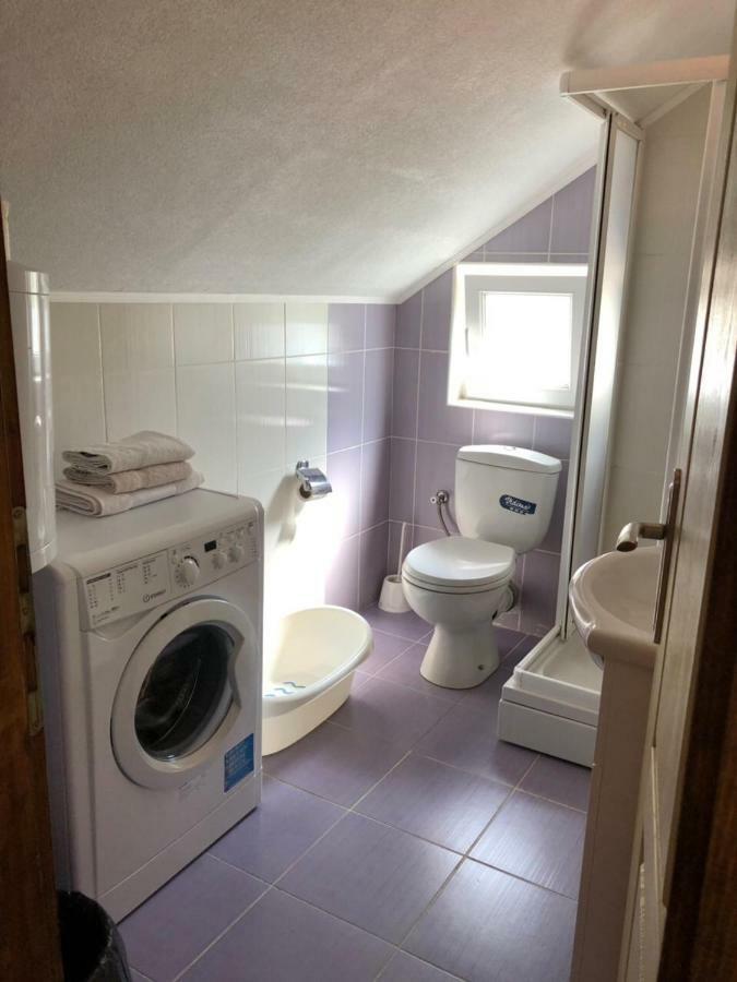 Apartman Nina2 Risan Exterior photo